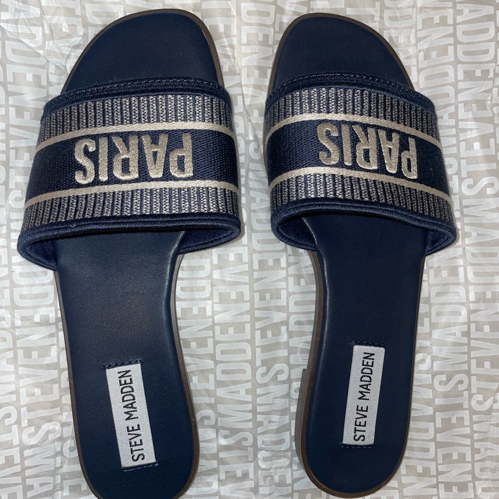 Steve Madden sandals, never worn